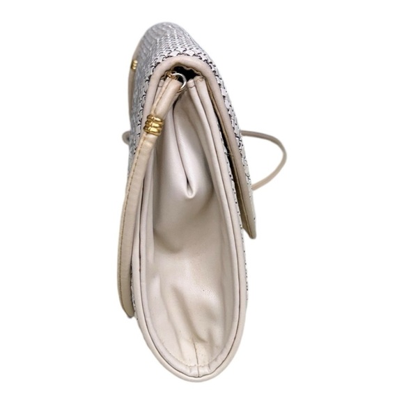 Vintage Whiting & Davis Ivory Metal Mesh Crossbody Bag - Picture 2 of 12